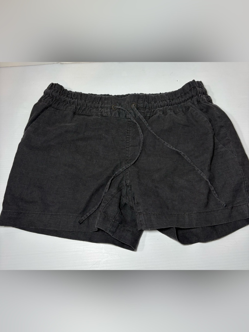 MEC Women's Black Elastic Waist Drawstring Athletic Shorts
